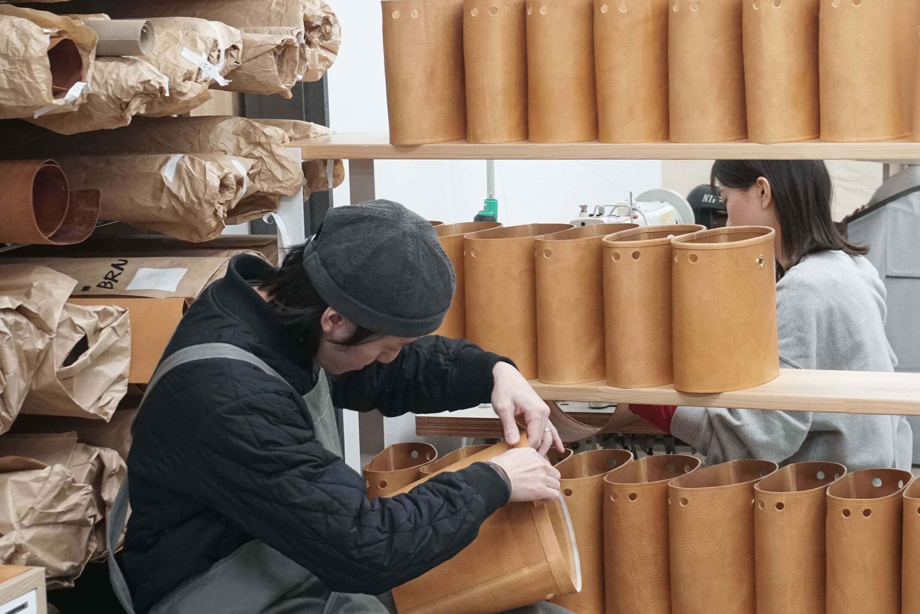 採用情報 イボーナの工房風景全体